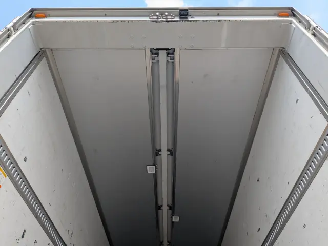 三菱 スーパーグレート 2PG-FS74HZ(8x4)の写真10