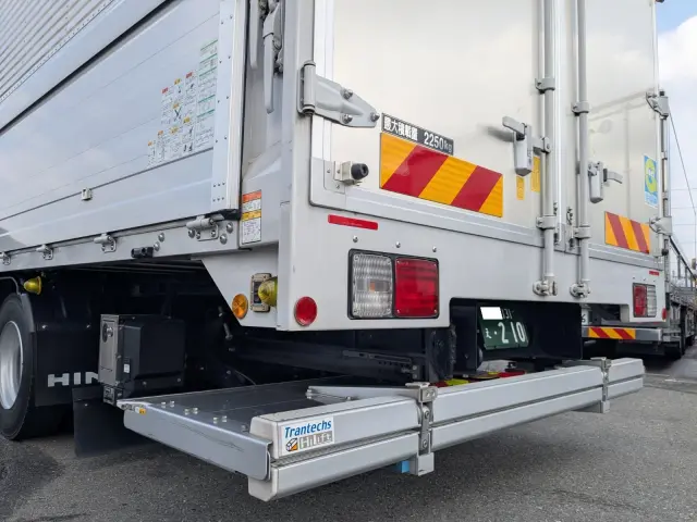 日野 レンジャー 2KG-FD2ABG(2WD)の写真6