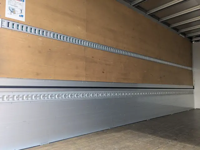 日野 レンジャー 2KG-FD2ABG(2WD)の写真16