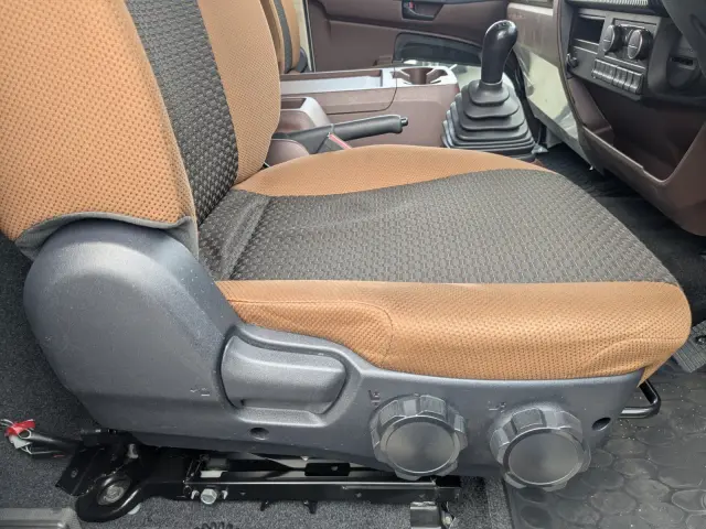 日野 レンジャー 2KG-FD2ABG(2WD)の写真37