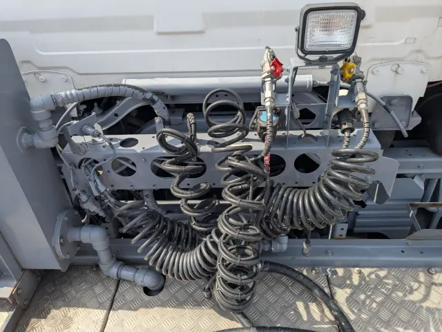 UD クオン 2RG-GK5DAB(2WD)の写真14