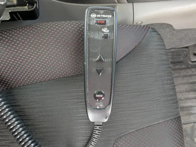 UD クオン 2RG-GK5DAB(2WD)の写真33