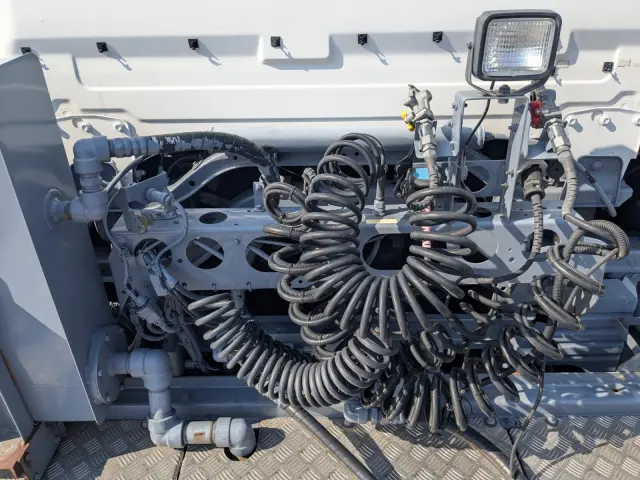 ＵＤ クオン 2RG-GK5DAB(2WD)の写真14