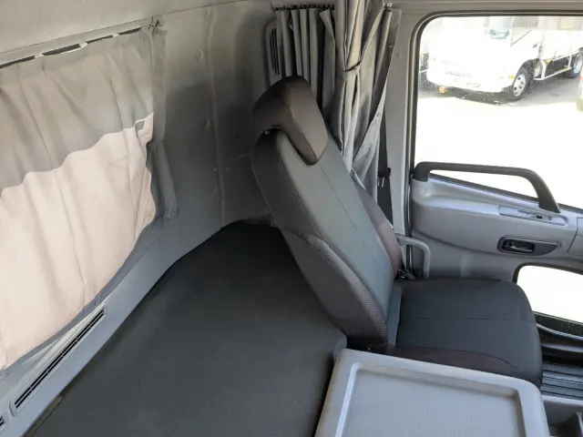 ＵＤ クオン 2RG-GK5DAB(2WD)の写真27