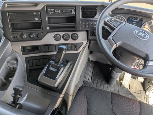 ＵＤ クオン 2RG-GK5DAB(2WD)の写真28