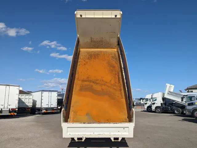 日野 プロフィア 2DG-FA1AGA(6x4)の写真8