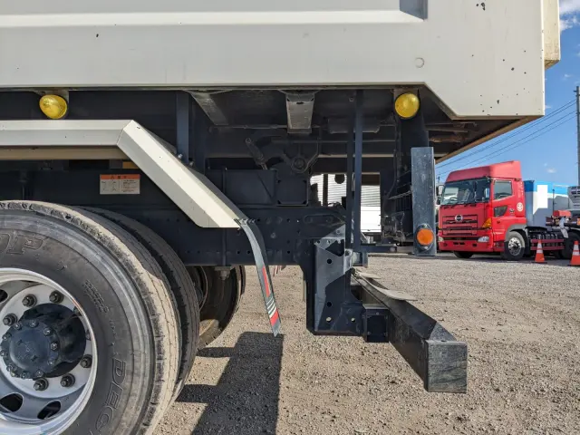 日野 プロフィア 2DG-FA1AGA(6x4)の写真17