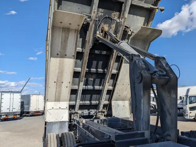 日野 プロフィア 2DG-FA1AGA(6x4)の写真31