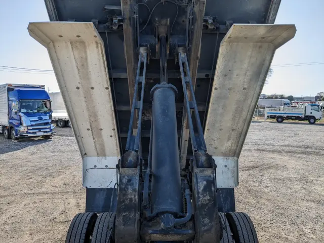 日野 プロフィア 2DG-FA1AGA(6x4)の写真37