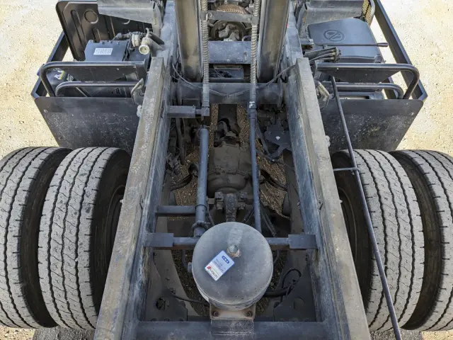 日野 プロフィア 2DG-FA1AGA(6x4)の写真39