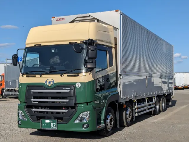 UD クオン 2PG-CG5CA(8x4)の写真1