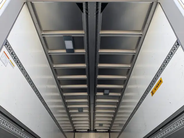 UD クオン 2PG-CG5CA(8x4)の写真12