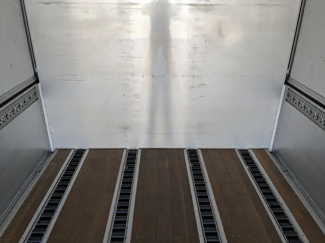 UD クオン 2PG-CG5CA(8x4)の写真13