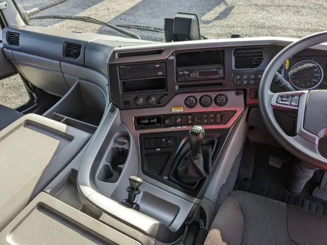 UD クオン 2PG-CG5CA(8x4)の写真27