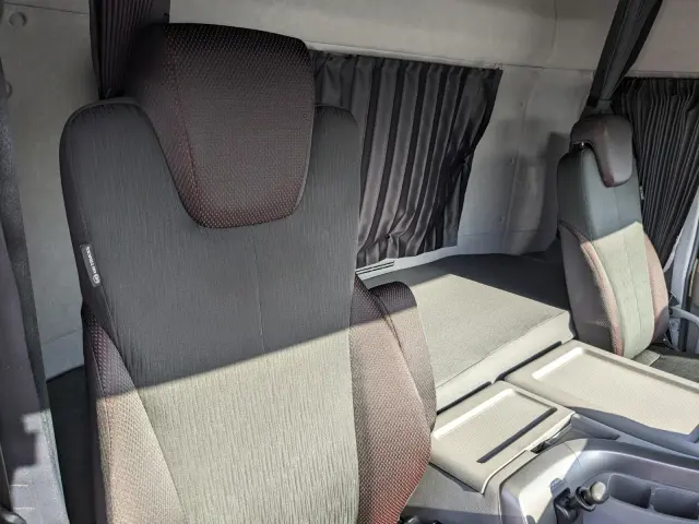 UD クオン 2PG-CG5CA(8x4)の写真28