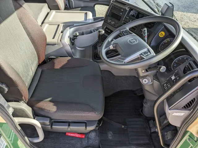 UD クオン 2PG-CG5CA(8x4)の写真41