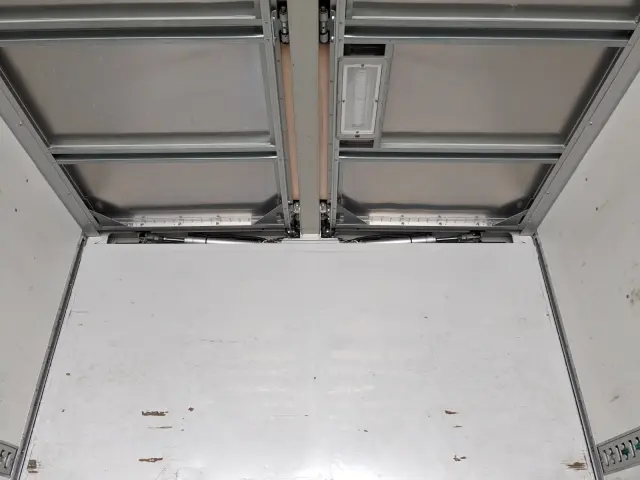 日野 プロフィア 2DG-FW1EHG(8x4)の写真14