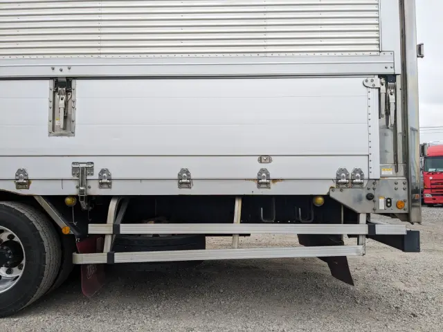 日野 プロフィア 2DG-FW1EHG(8x4)の写真20