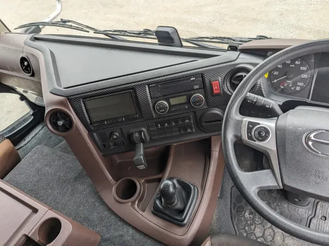 日野 プロフィア 2DG-FW1EHG(8x4)の写真27