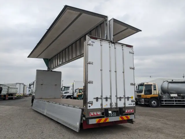 日野 プロフィア 2DG-FW1EHG(8x4)の写真39