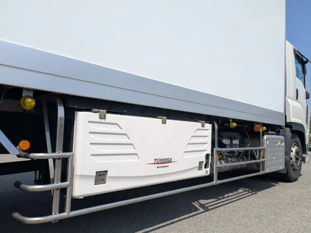 いすゞ ギガ 2PG -CYL77C(6x2)の写真33