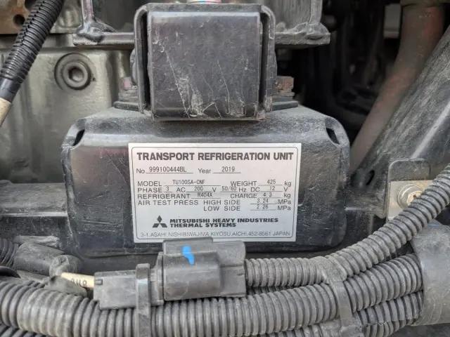 いすゞ ギガ 2PG -CYL77C(6x2)の写真35