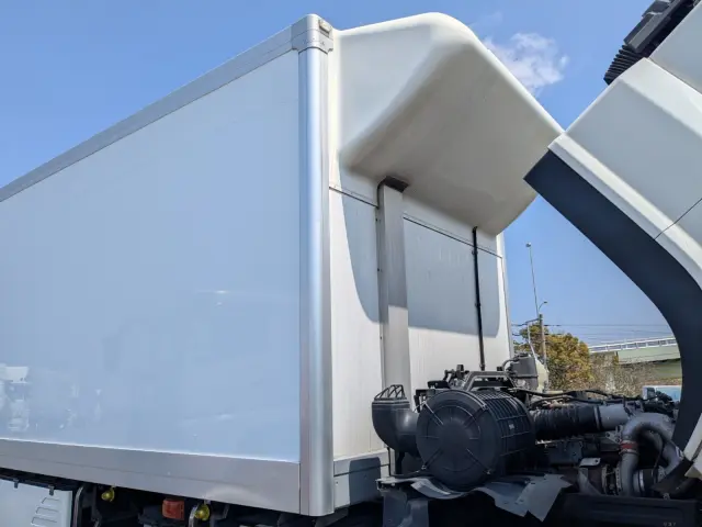 いすゞ ギガ 2PG -CYL77C(6x2)の写真47