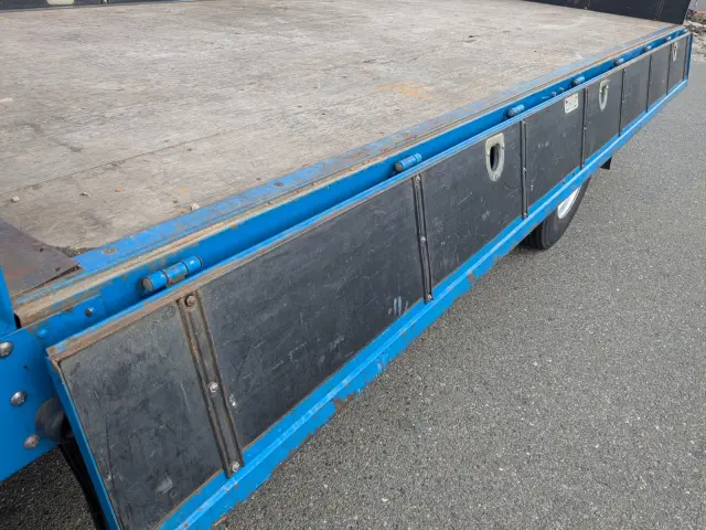 三菱 ファイター 2KG-FK61F(2WD)の写真12