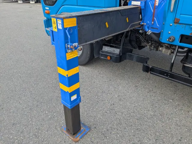 三菱 ファイター 2KG-FK61F(2WD)の写真16