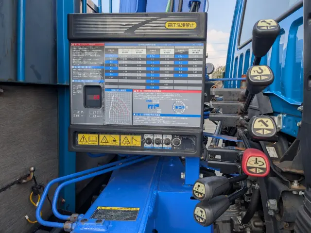 三菱 ファイター 2KG-FK61F(2WD)の写真23