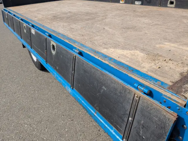 三菱 ファイター 2KG-FK61F(2WD)の写真33