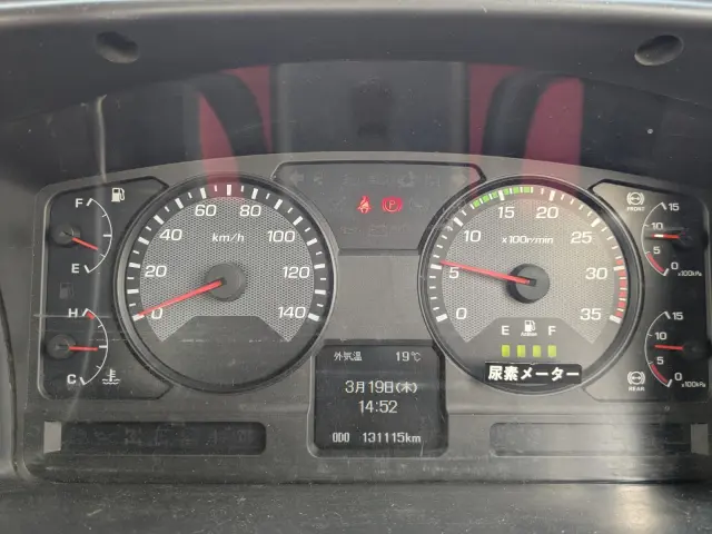 三菱 ファイター 2KG-FK61F(2WD)の写真38