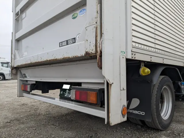 三菱 キャンター TPG-FBA20(2WD)の写真6