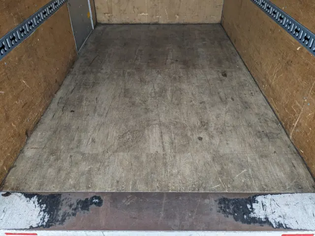 三菱 キャンター TPG-FBA20(2WD)の写真14