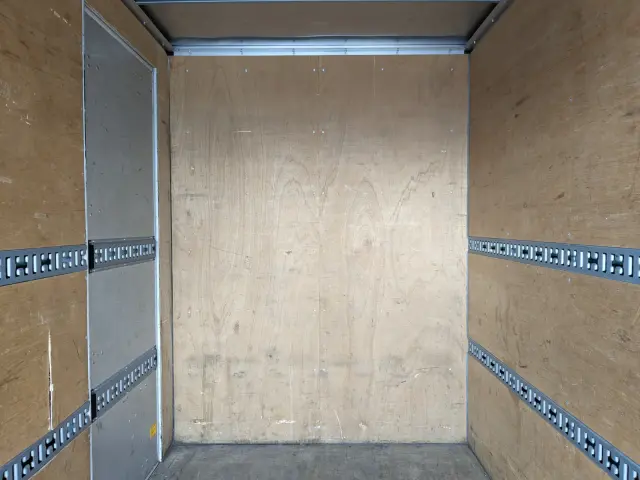 三菱 キャンター TPG-FBA20(2WD)の写真19