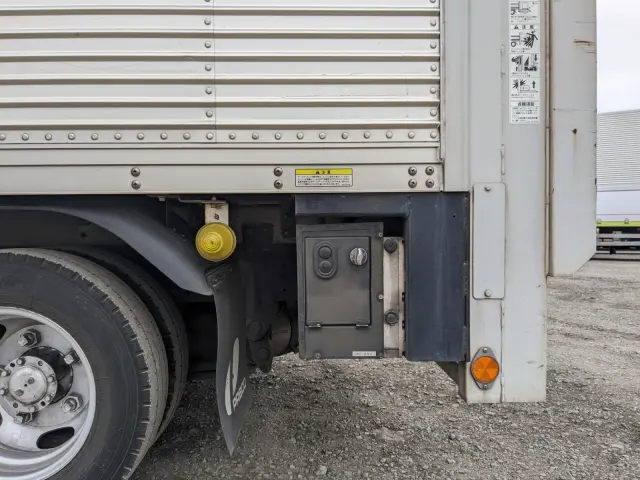 三菱 キャンター TPG-FBA20(2WD)の写真24