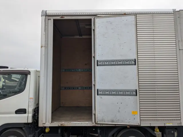三菱 キャンター TPG-FBA20(2WD)の写真35