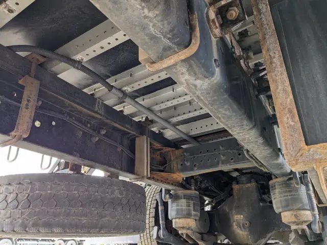 ＵＤ クオン 2PG-CG5CA(8x4)の写真35