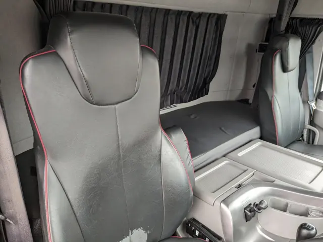 ＵＤ クオン 2PG-CG5CA(8x4)の写真42