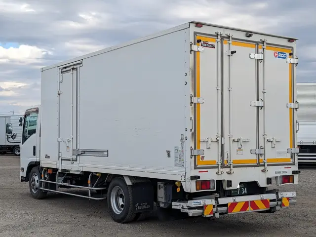 いすゞ エルフ TPG-NPR85AN(2WD)の写真3