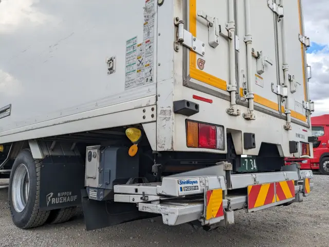 いすゞ エルフ TPG-NPR85AN(2WD)の写真7