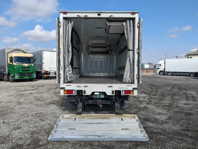 いすゞ エルフ TPG-NPR85AN(2WD)の写真9