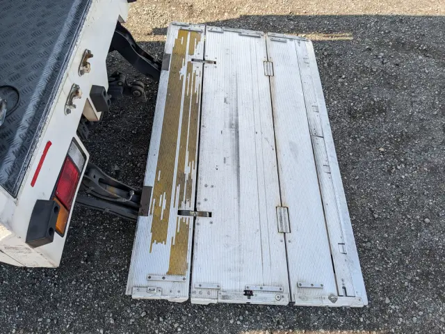 いすゞ エルフ TPG-NPR85AN(2WD)の写真10