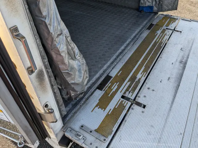 いすゞ エルフ TPG-NPR85AN(2WD)の写真11