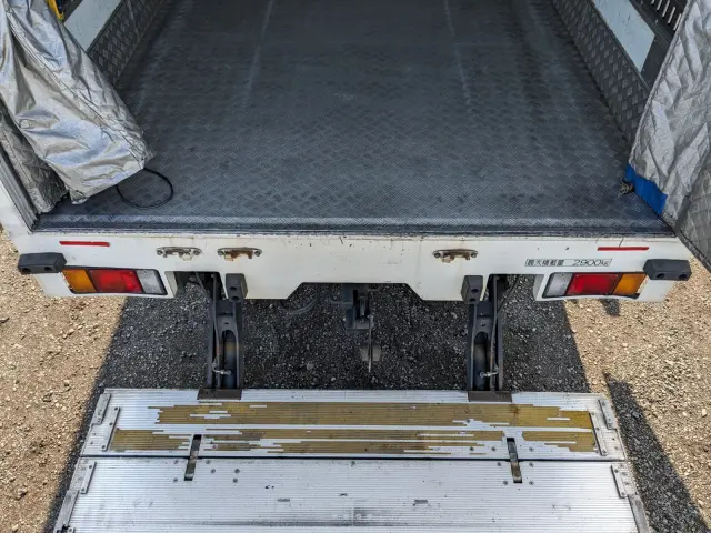 いすゞ エルフ TPG-NPR85AN(2WD)の写真12