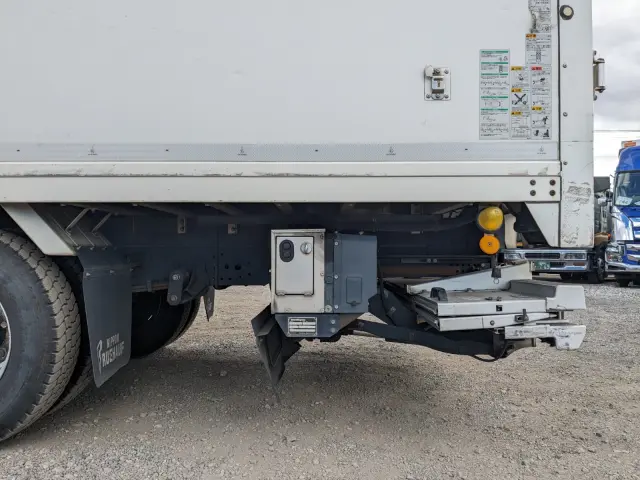 いすゞ エルフ TPG-NPR85AN(2WD)の写真24