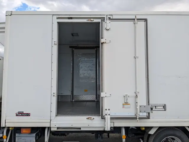 いすゞ エルフ TPG-NPR85AN(2WD)の写真34