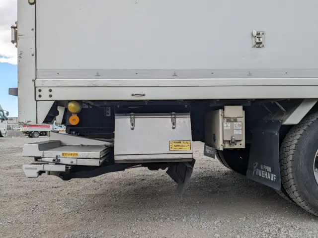 いすゞ エルフ TPG-NPR85AN(2WD)の写真37