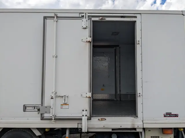 いすゞ エルフ TPG-NPR85AN(2WD)の写真41