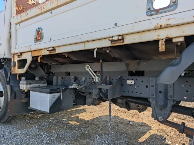 いすゞ エルフ TKG-NJR85A(2WD)の写真20